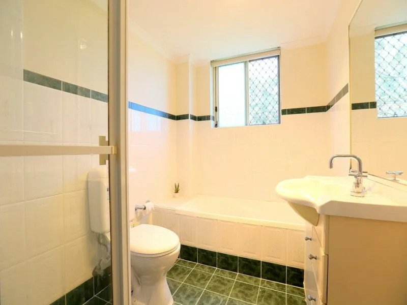 Photo - 8/71-73 Cairds Avenue, Bankstown NSW 2200 - Image 4