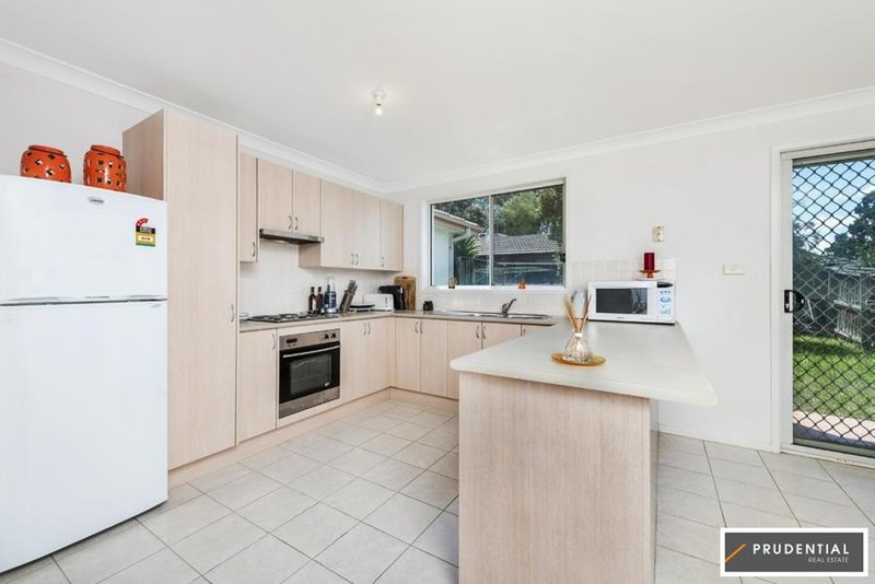 Photo - 8/72 Parliament Road, Macquarie Fields NSW 2564 - Image 3