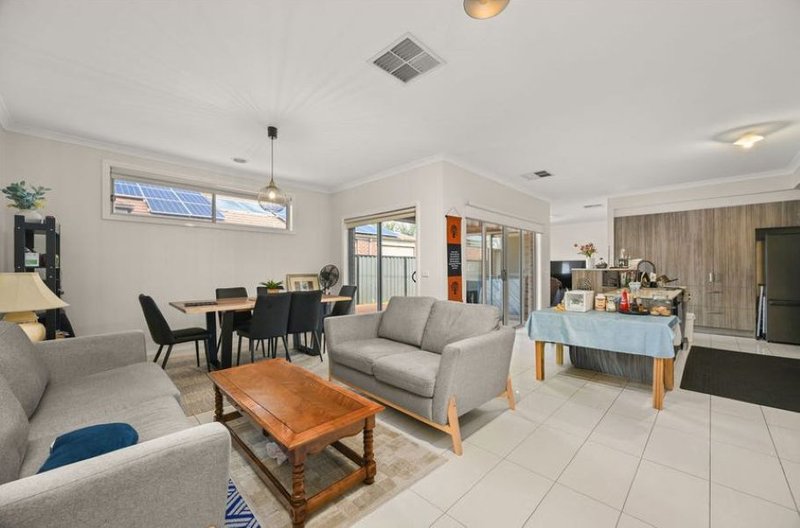Photo - 872 Tarneit Road, Tarneit VIC 3029 - Image 6