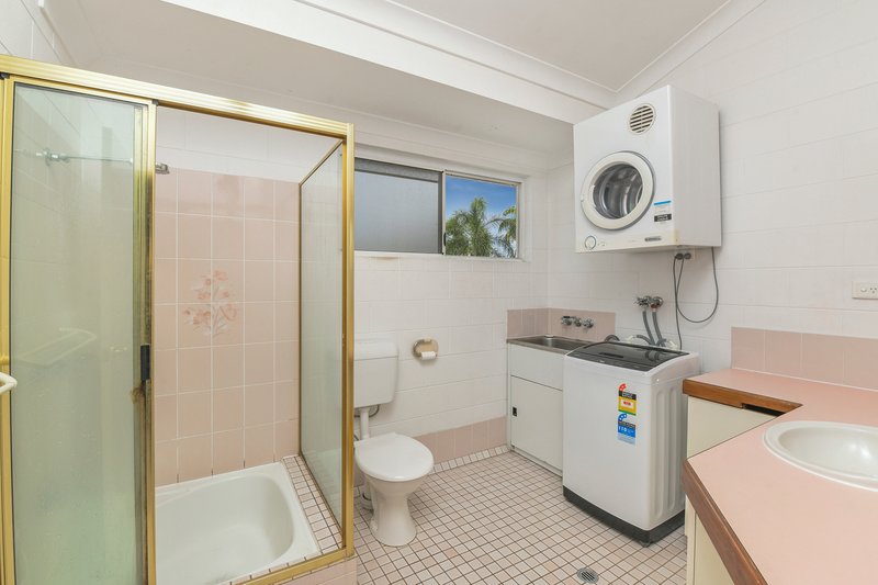 Photo - 8/73-75 Little Pease Street, Manoora QLD 4870 - Image 8