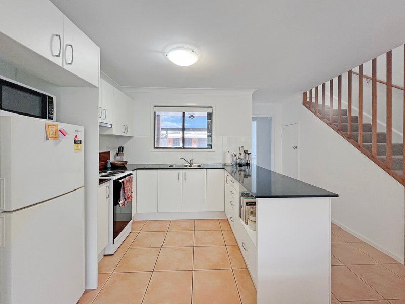 Photo - 8/73 Union Street, Cooks Hill NSW 2300 - Image 3