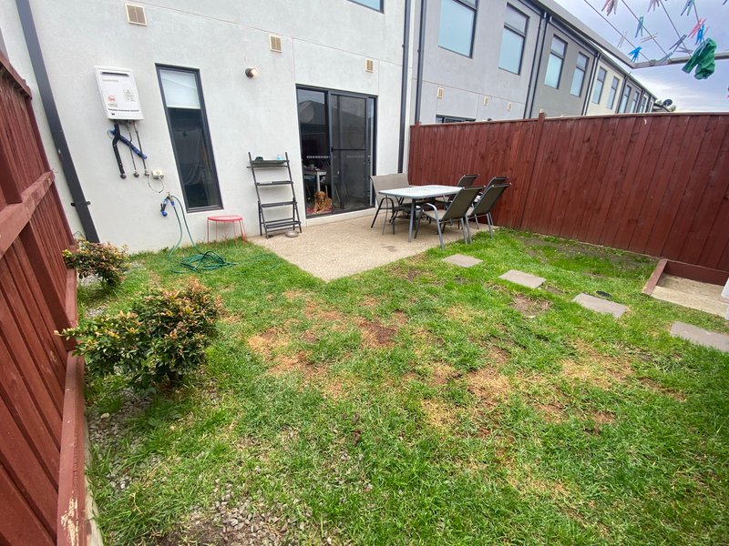 Photo - 874 Morris Road, Truganina VIC 3029 - Image 11