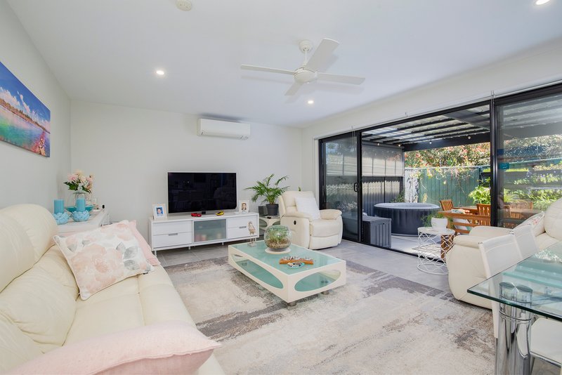 Photo - 8/74 Tennent Road, Mount Hutton NSW 2290 - Image