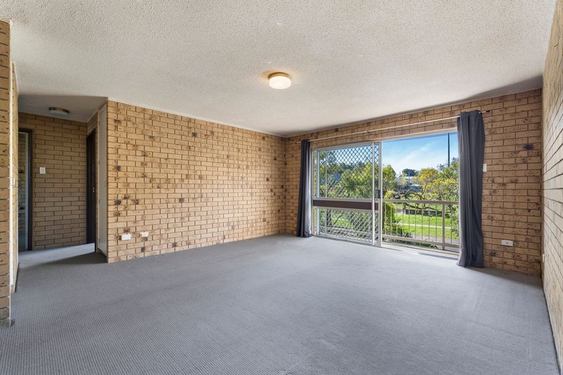 Photo - 8/75 Harold Street, Holland Park QLD 4121 - Image 3