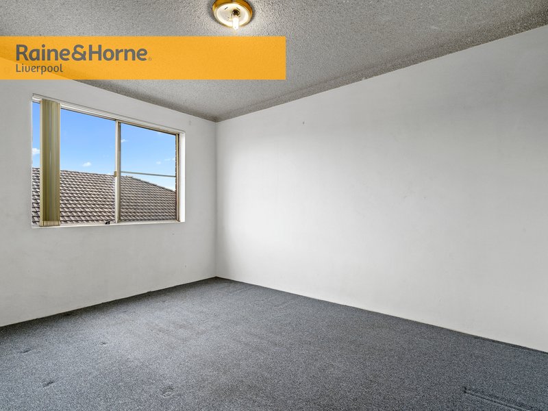 Photo - 8/76 Hamilton Road, Fairfield NSW 2165 - Image 4