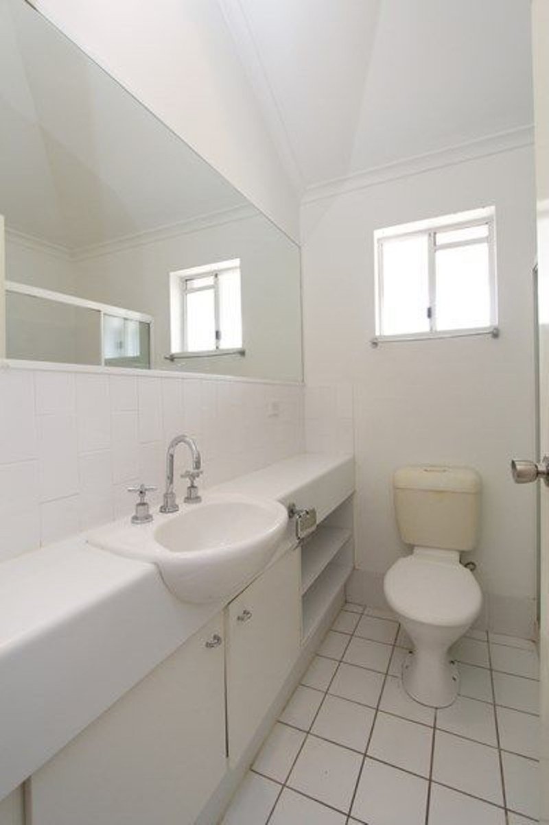 Photo - 8/77 Sherwood Road, Toowong QLD 4066 - Image 11