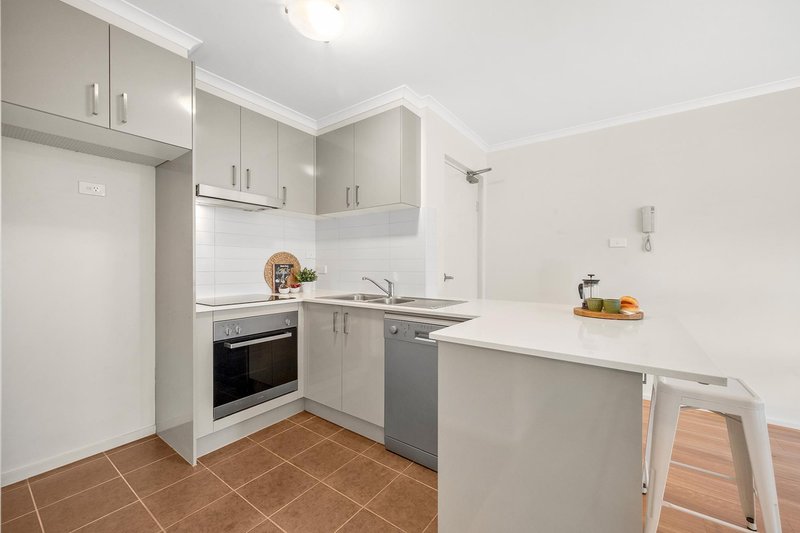 Photo - 87/75 Elizabeth Jolley Crescent, Franklin ACT 2913 - Image 4