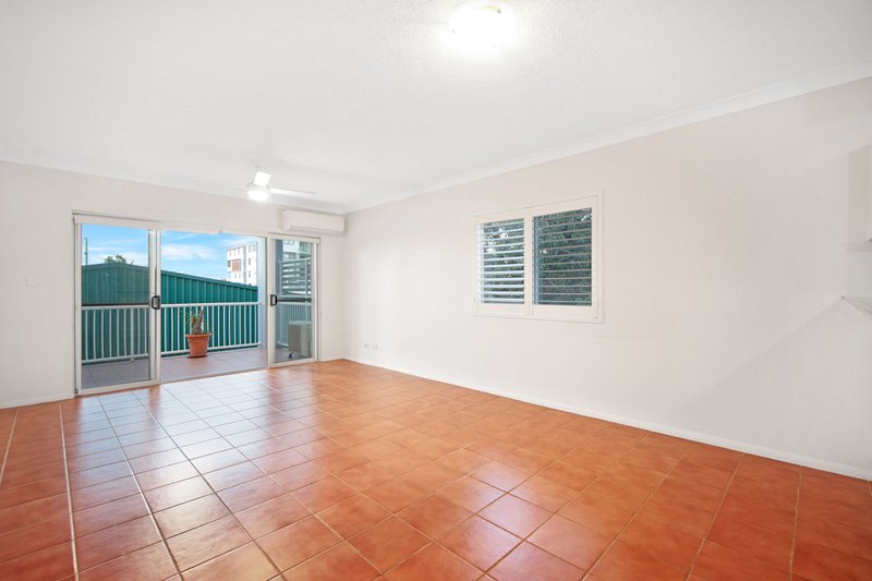 Photo - 8/78 Berrima Street, Wynnum QLD 4178 - Image 3