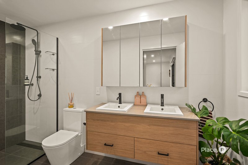 Photo - 8/79 Leitchs Road South, Albany Creek QLD 4035 - Image 12