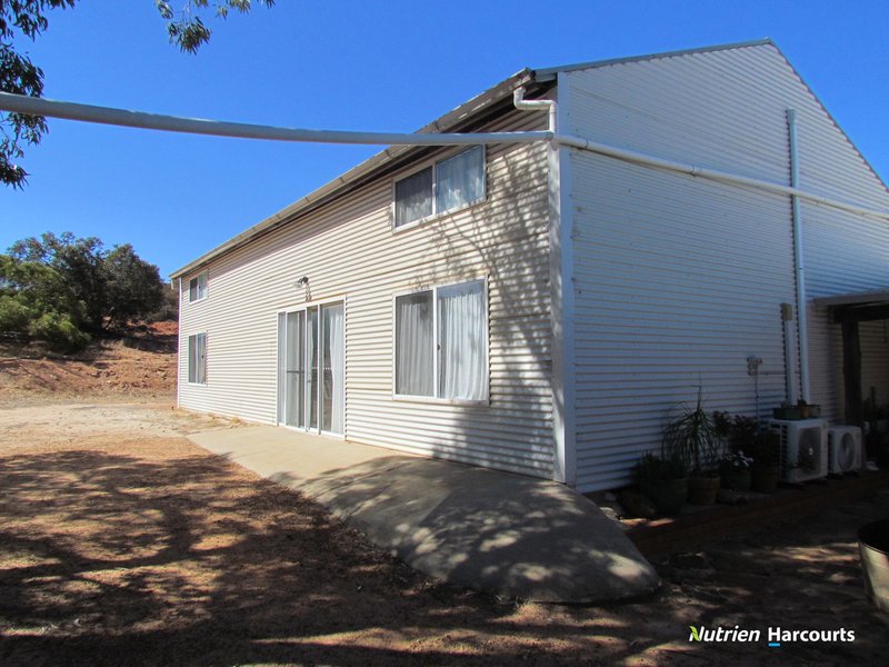 Photo - 879 Nanson - Howatharra Road, Yetna WA 6532 - Image 6