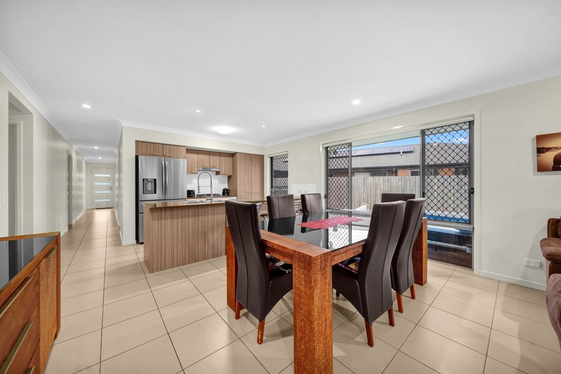 Photo - 87A Brookside Circuit, Ormeau QLD 4208 - Image 7