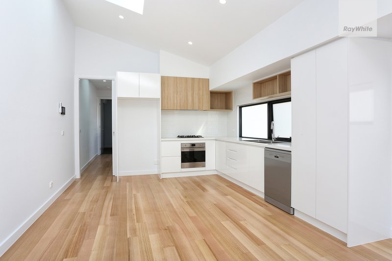 Photo - 87A Union Street, Brunswick VIC 3056 - Image 3