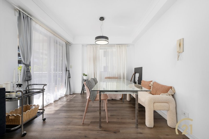 Photo - 8/8-10 Lachlan Street, Liverpool NSW 2170 - Image 4