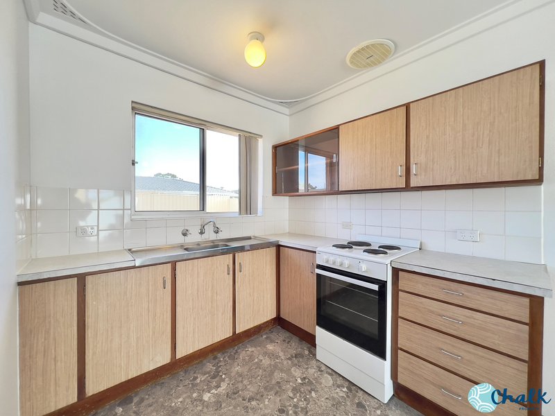 Photo - 8/8-12 Thorpe Street, Rockingham WA 6168 - Image 2