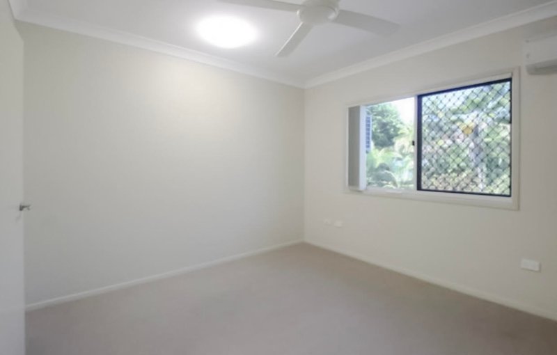 Photo - 8/8 Admiral Drive, Dolphin Heads QLD 4740 - Image 5