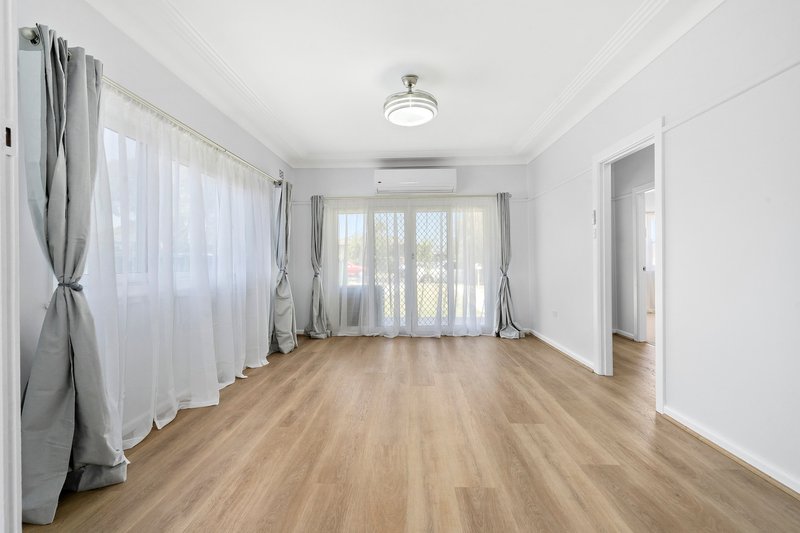 Photo - 88 and 88a Norman Street, Prospect NSW 2148 - Image 3