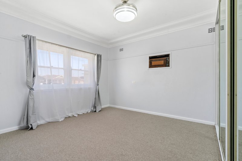 Photo - 88 and 88a Norman Street, Prospect NSW 2148 - Image 5