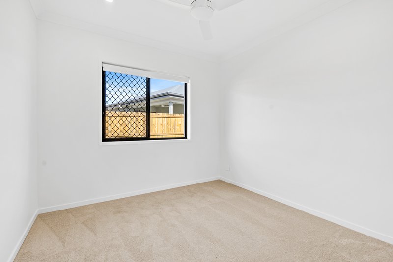 Photo - 88 Australis Circuit, Greenbank QLD 4124 - Image 10