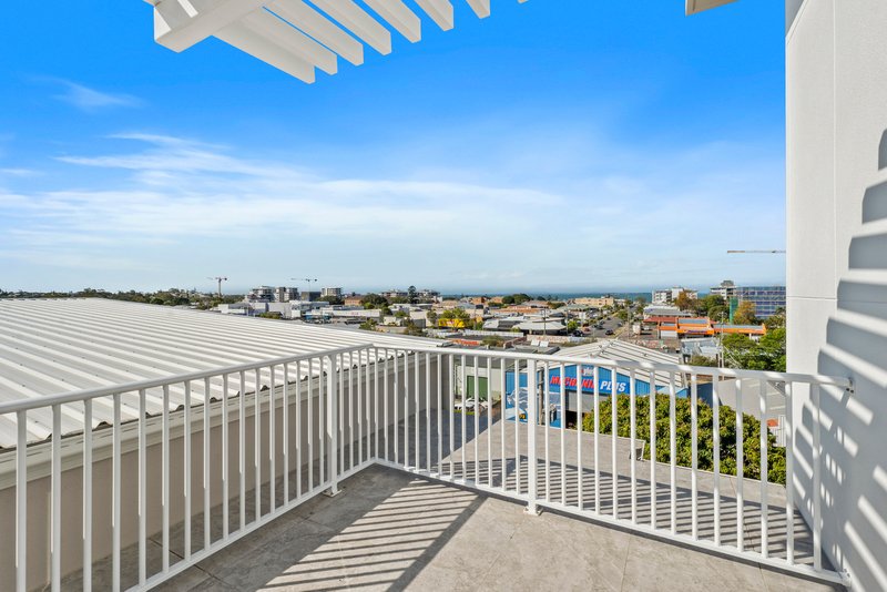 Photo - 8/8 Besham Parade, Wynnum QLD 4178 - Image 15