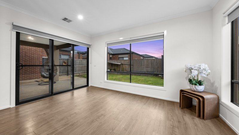 Photo - 88 Brossard Road, Mickleham VIC 3064 - Image 7