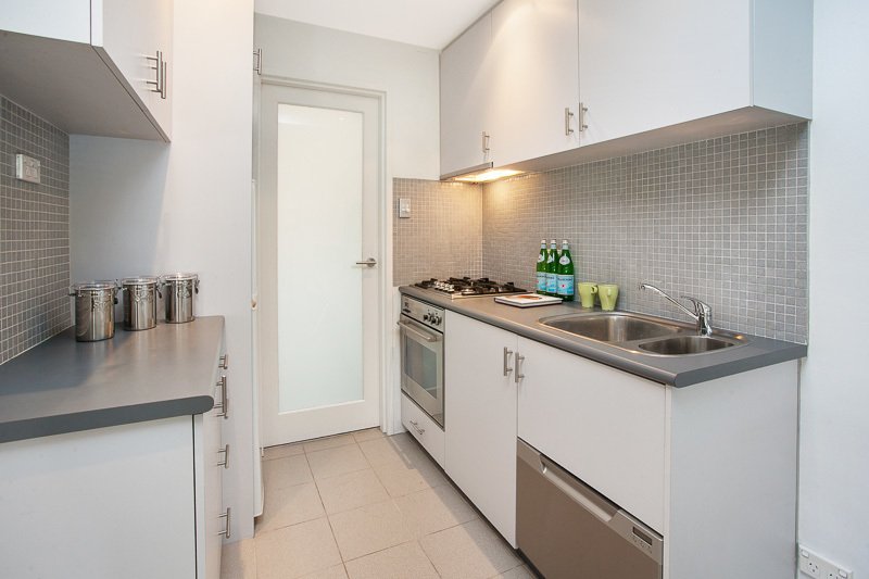 Photo - 8/8 Campbell Parade, Manly Vale NSW 2093 - Image 2
