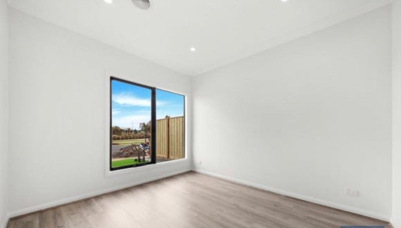 Photo - 88 Cherish Drive, Tarneit VIC 3029 - Image 8