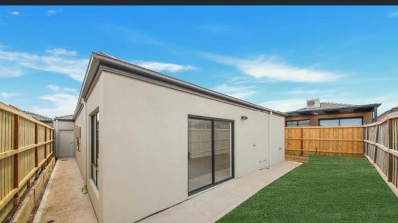 Photo - 88 Cherish Drive, Tarneit VIC 3029 - Image 12