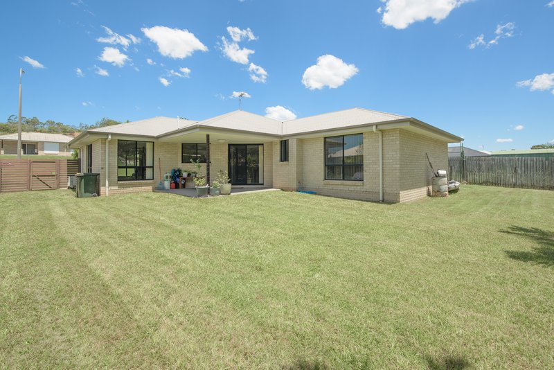 Photo - 88 Col Brown Avenue, Clinton QLD 4680 - Image 18