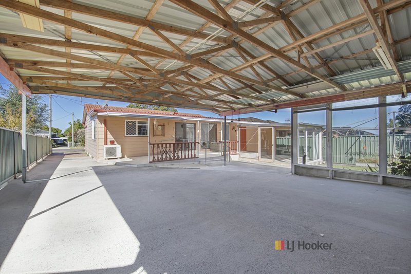 Photo - 88 Coonanga Avenue, Halekulani NSW 2262 - Image 2