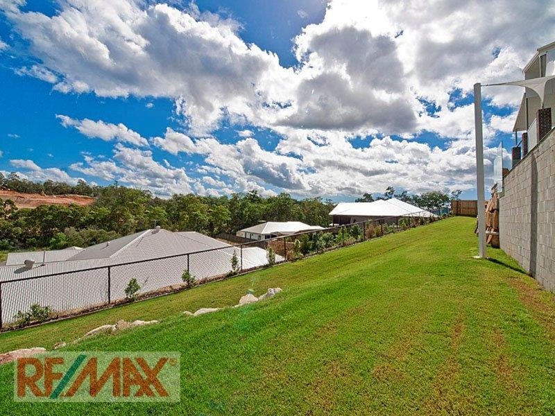 Photo - 88 Corvus Drive, Cashmere QLD 4500 - Image 6