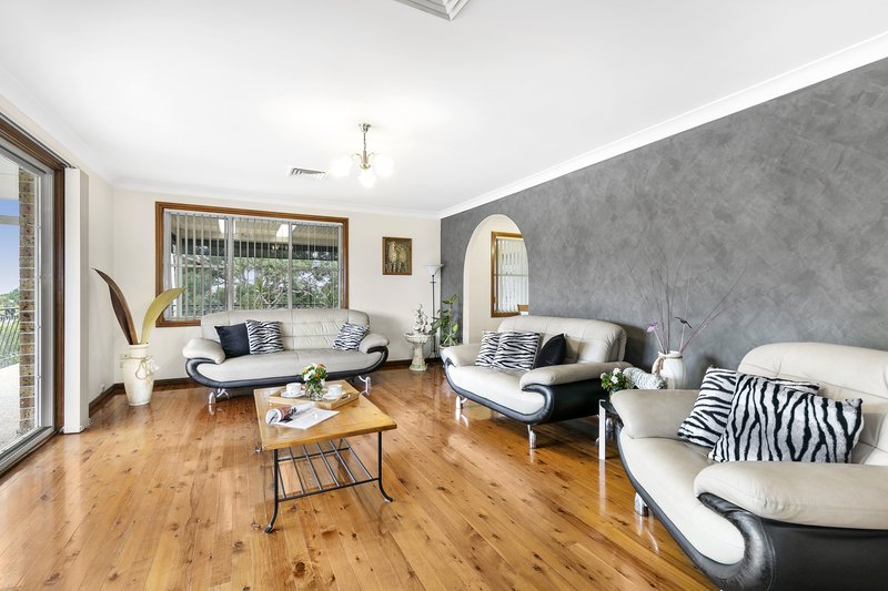 Photo - 88 Deptford Avenue, Kings Langley NSW 2147 - Image 4