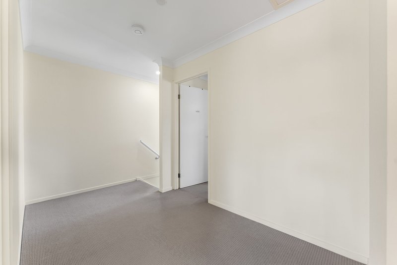 Photo - 8/8 East Street, Kingston QLD 4114 - Image 11