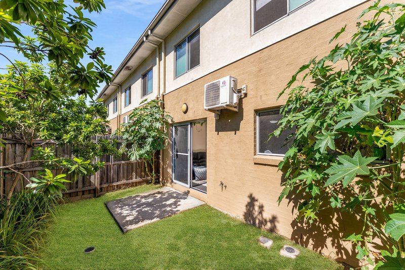Photo - 8/8 East Street, Kingston QLD 4114 - Image 15
