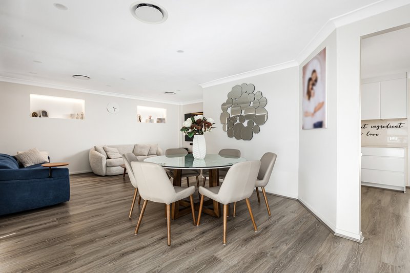 Photo - 88 Farnham Road, Quakers Hill NSW 2763 - Image 4