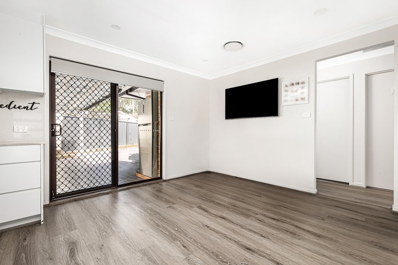 Photo - 88 Farnham Road, Quakers Hill NSW 2763 - Image 8