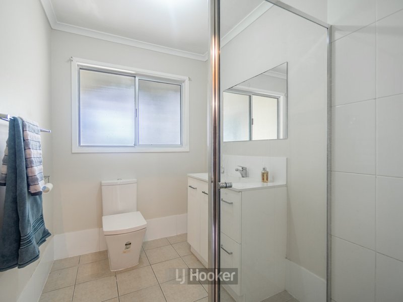 Photo - 88 Flinders Crescent, Boronia Heights QLD 4124 - Image 9