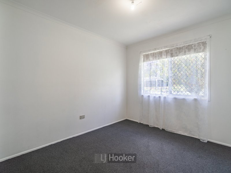 Photo - 88 Flinders Crescent, Boronia Heights QLD 4124 - Image 11