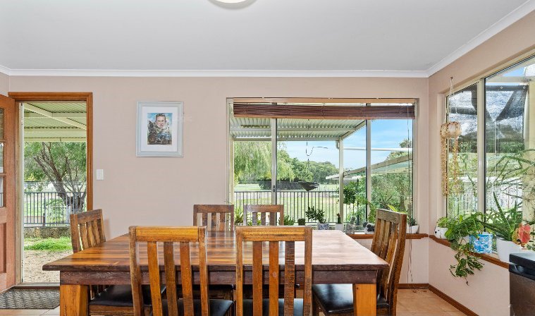 Photo - 88 Haub Road, Lake Clifton WA 6215 - Image 10