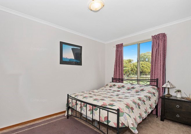 Photo - 88 Haub Road, Lake Clifton WA 6215 - Image 14