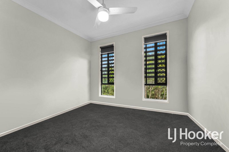 Photo - 8/8 Highlands Street, Yarrabilba QLD 4207 - Image 11