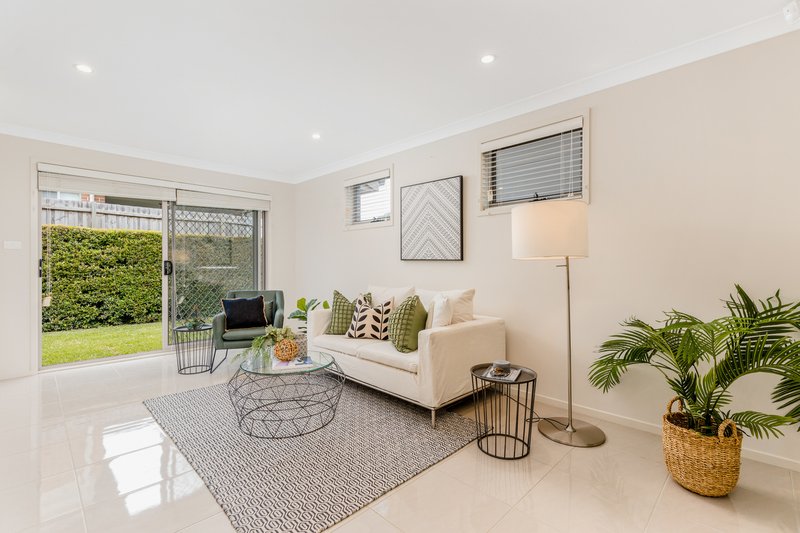 Photo - 8/8 Hillview Road, North Kellyville NSW 2155 - Image 5