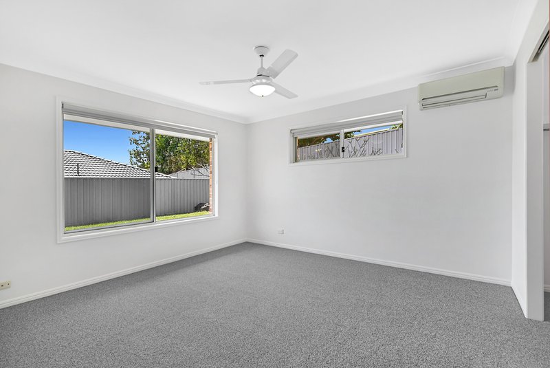 Photo - 88 Inverness Way, Parkwood QLD 4214 - Image 5