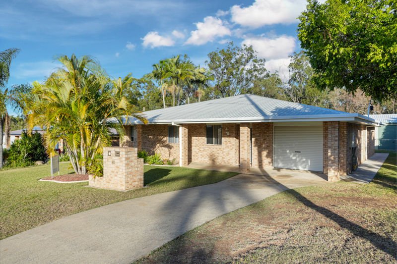 Photo - 88 J Hickey Avenue, Clinton QLD 4680 - Image 2