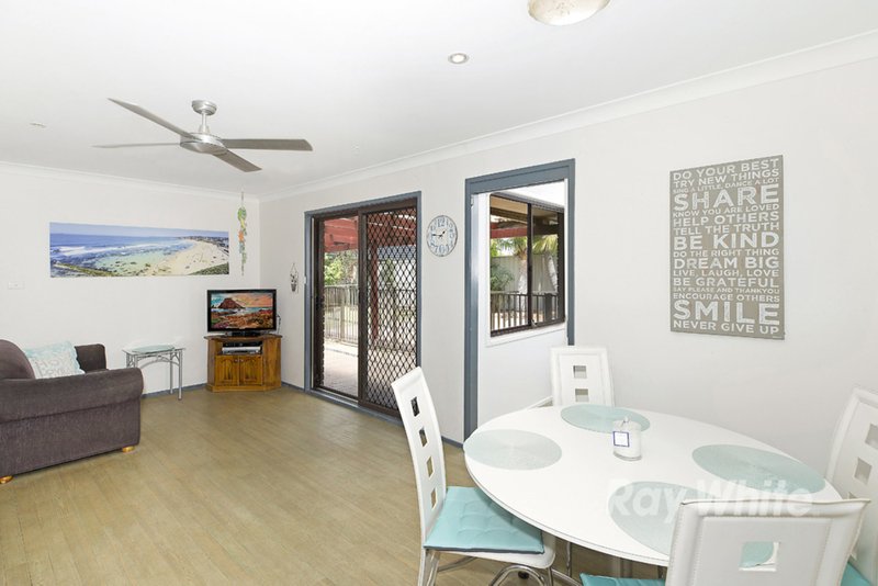 Photo - 88 Jarrett Street, Kilaben Bay NSW 2283 - Image 3