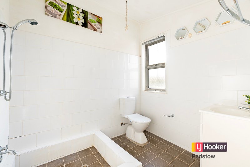 Photo - 88 Kennedy Street, Picnic Point NSW 2213 - Image 9