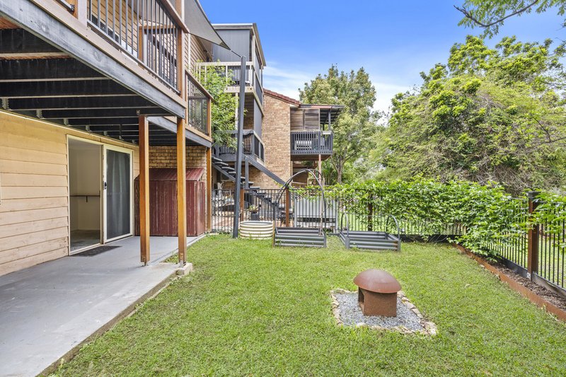 Photo - 8/8 Kilpatrick Court, Highland Park QLD 4211 - Image 11