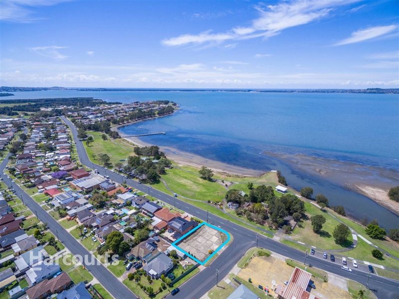 Photo - 88 Lakeside Drive, Kanahooka NSW 2530 - Image 4