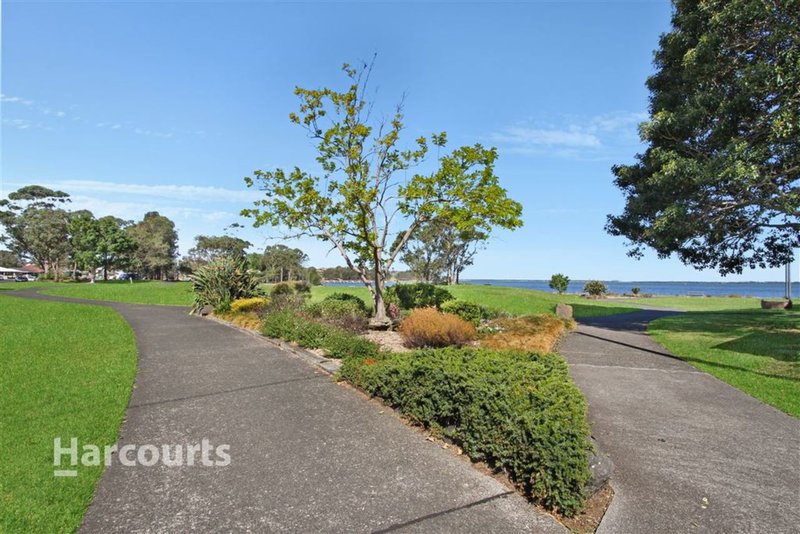 Photo - 88 Lakeside Drive, Kanahooka NSW 2530 - Image 8