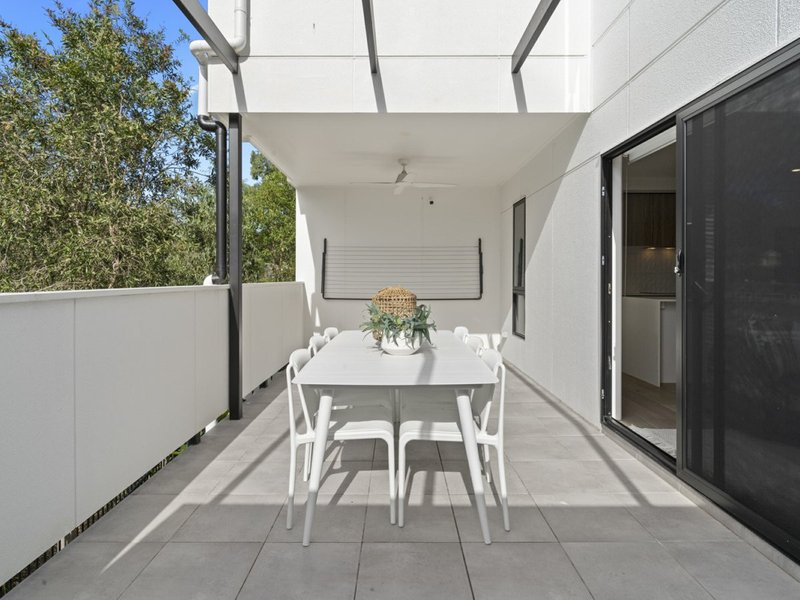Photo - 8/8 Lawrence Lyons Place, Kenmore QLD 4069 - Image 21