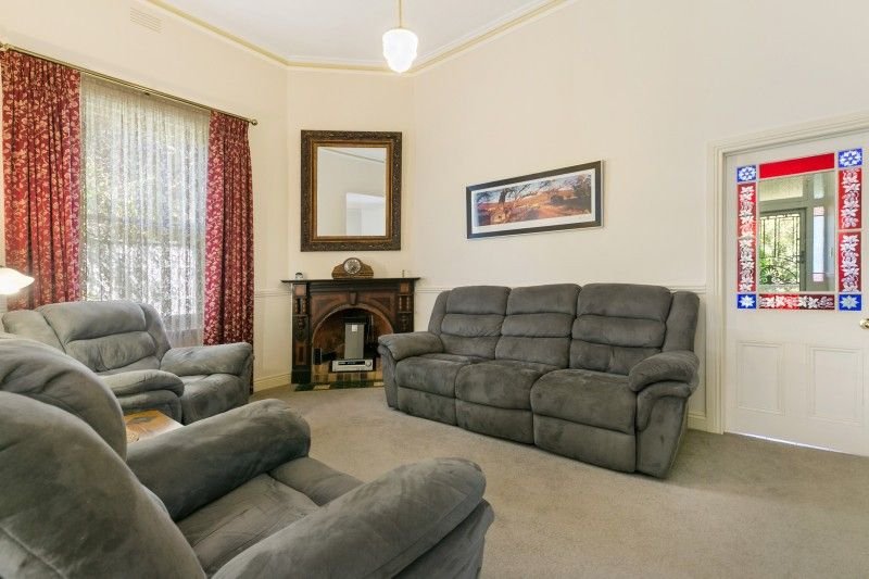 Photo - 88 Mackenzie Street, Bendigo VIC 3550 - Image 3